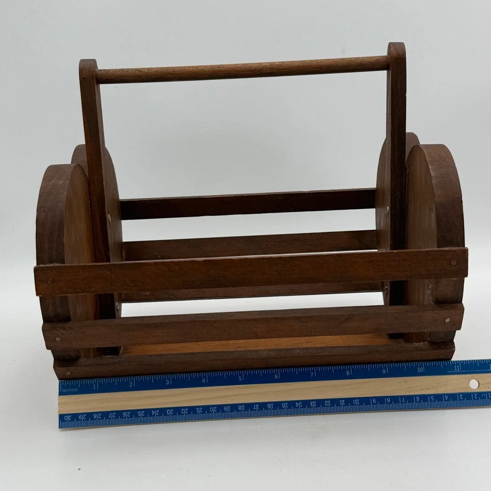 Vintage Wooden Heart Caddy Magazine Rack Rustic Farmhouse Storage Basket Brown